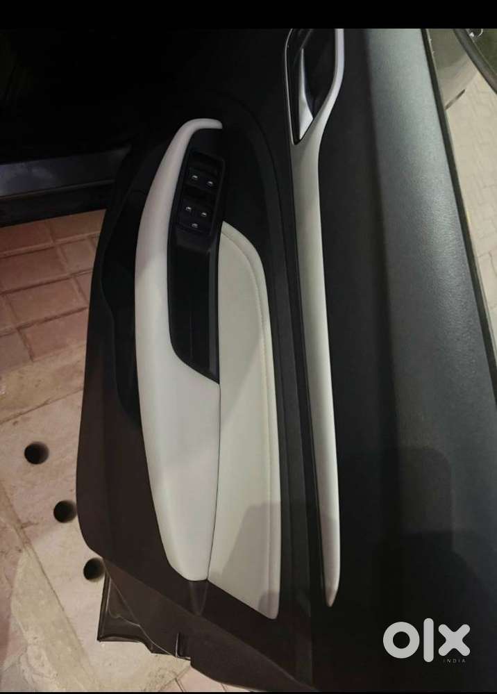 Mg Astor 1.5 Sharp(o) Cvt Ivory, 2022, Petrol