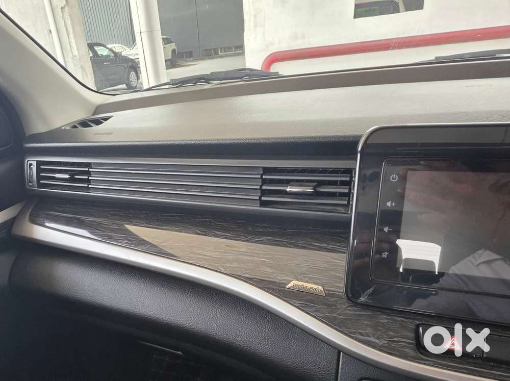 Maruti Suzuki Xl6 1.5 Zeta Mt, 2020, Petrol
