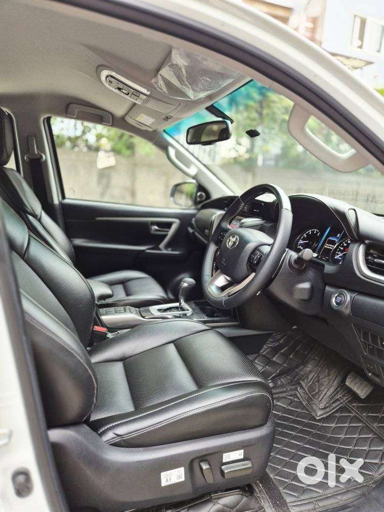 Toyota Fortuner 4x2 At 2.7 Petrol, 2024, Petrol