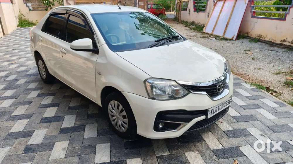 Maruti Suzuki Swift Dzire Zdi 2015