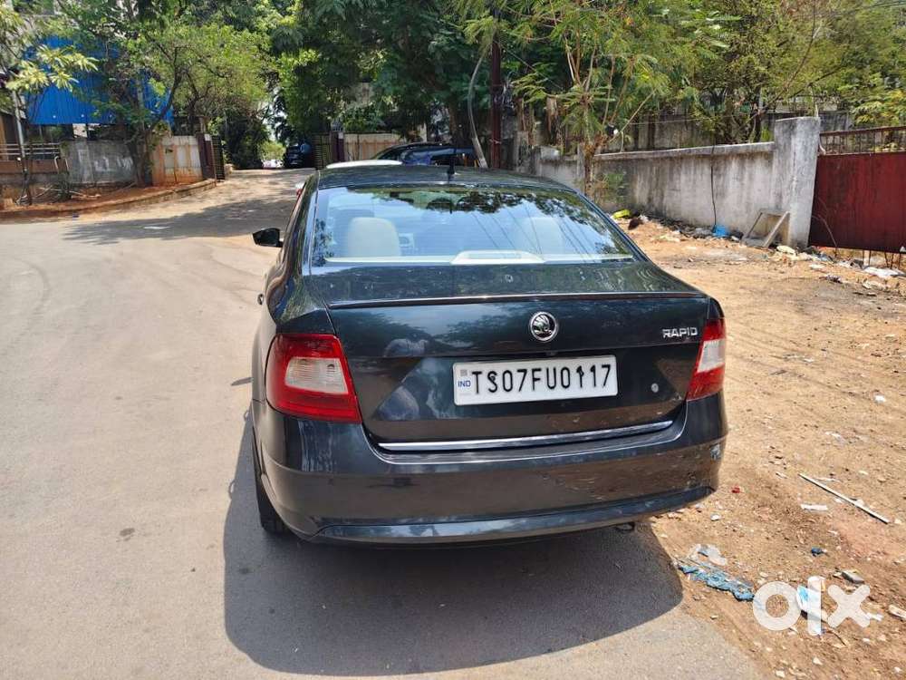 Skoda Rapid 1.5 Tdi Style/1.5 At Style, 2017, Diesel