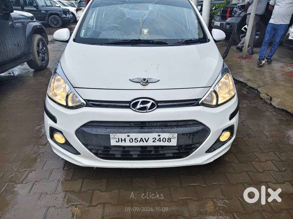 Hyundai Grand I10 Sportz, 2013, Petrol