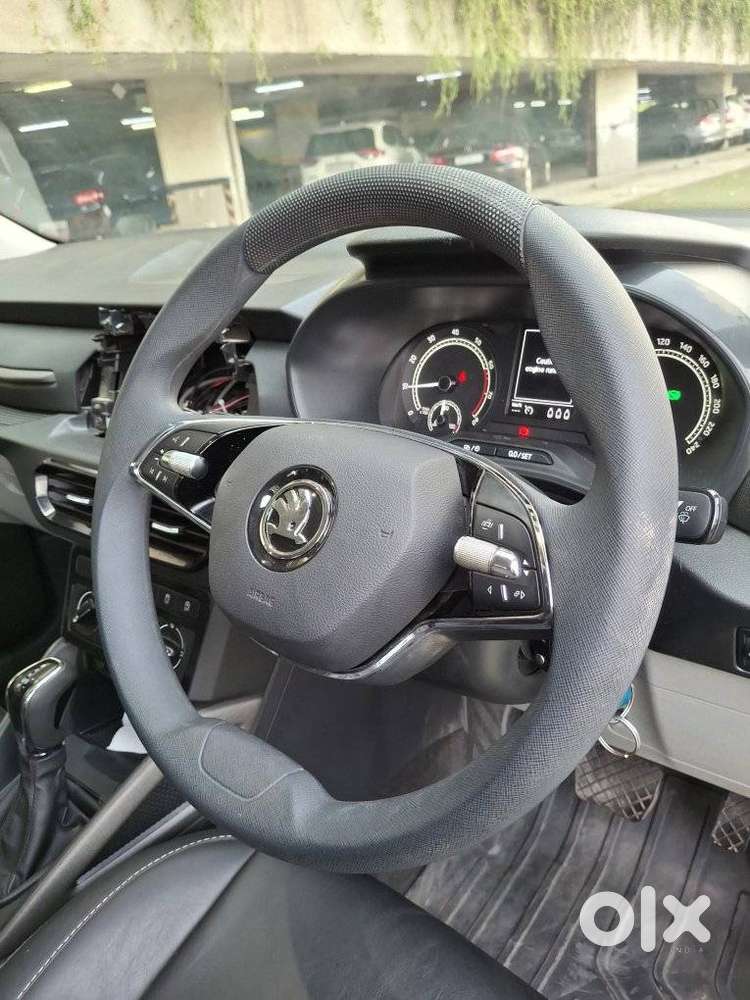 Skoda Kylaq Signature Plus At, 2025, Petrol
