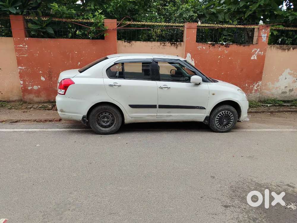Maruti Suzuki Swift Dzire 2012 Petrol Plus Cng Well Maintained