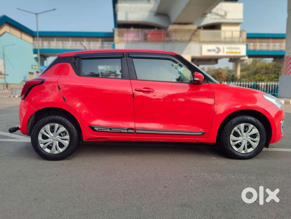 Maruti Suzuki Swift Vxi + Manual, 2023, Petrol