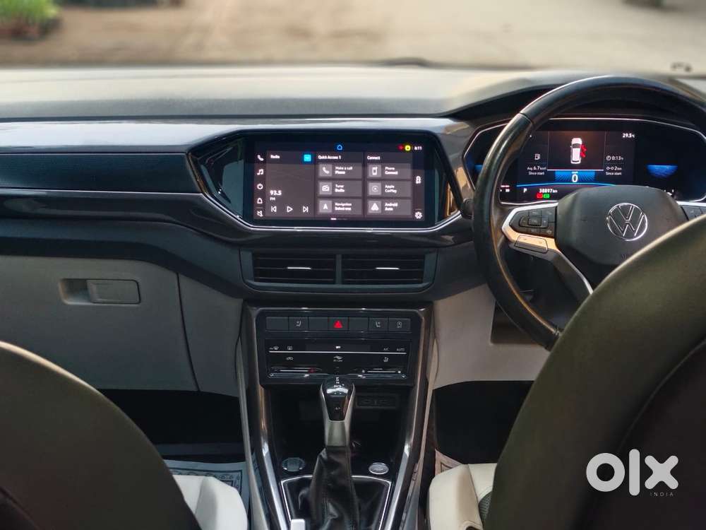 Volkswagen Taigun 1.0 Tsi Topline At, 2023, Petrol