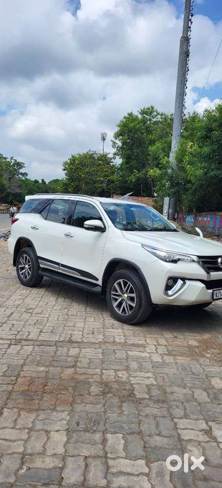 Toyota Fortuner 4x4 At, 2017, Diesel