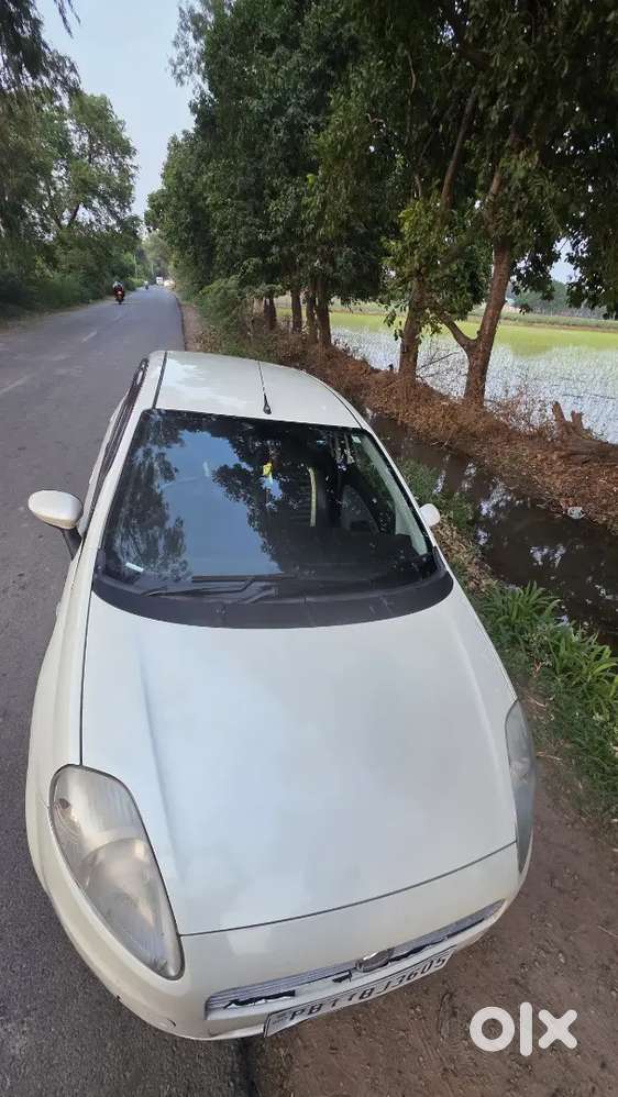 Fiat Grande Punto 2014 Diesel 185000 Km Driven