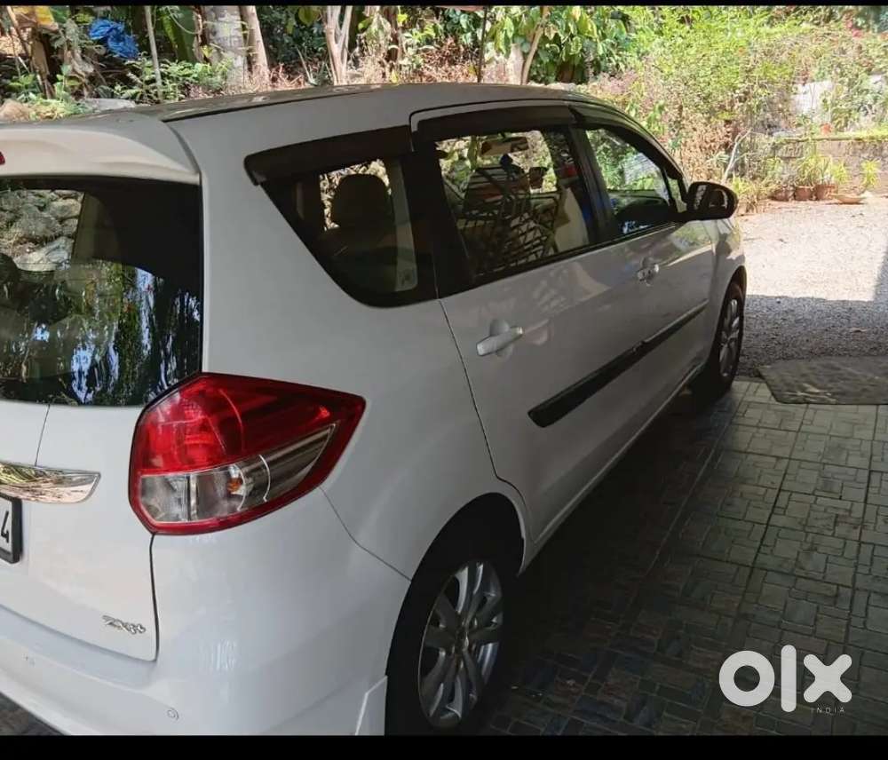 Maruti Suzuki Ertiga 2017 Petrol 119000 Km Driven