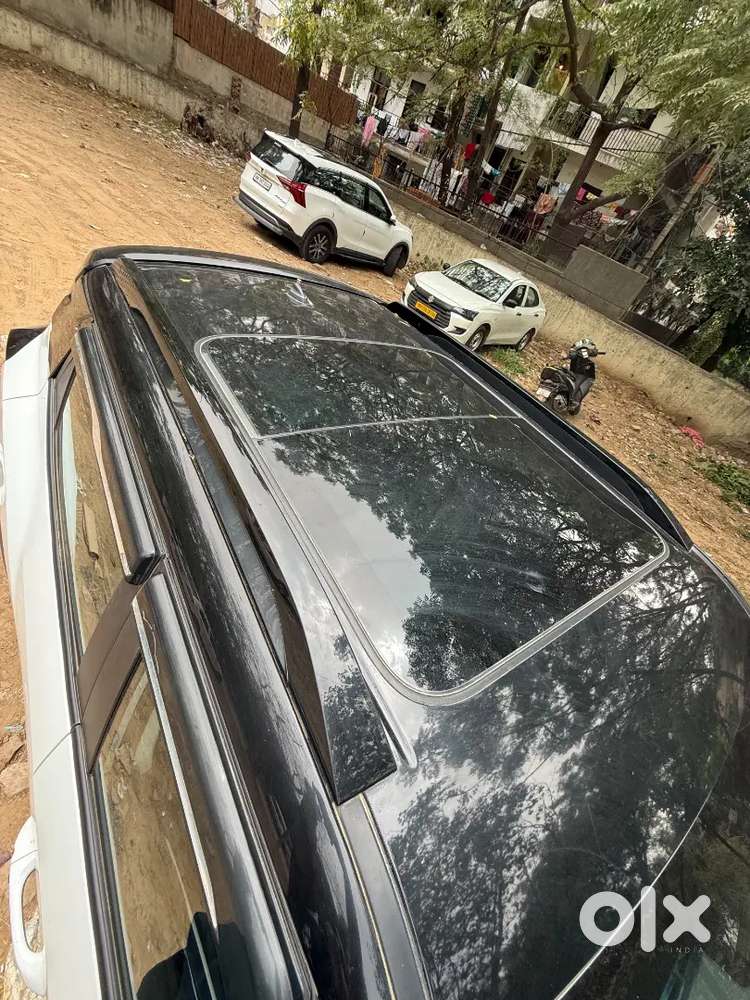 Mahindra Xuv300 Ax7 At Petrol 2026