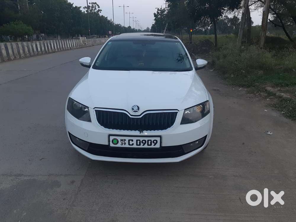 Skoda Octavia Elegance 2.0 Tdi Cr Automatic, 2015, Diesel