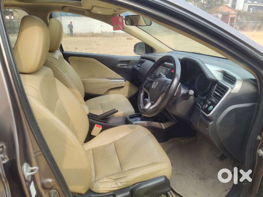 Honda City V At, 2015, Petrol