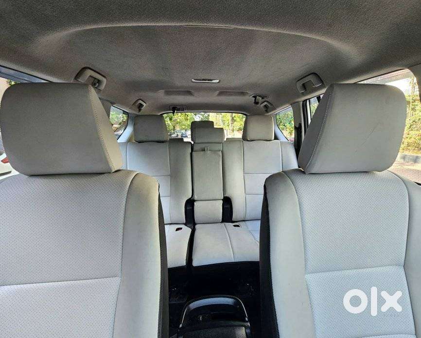 Toyota Innova Crysta 2.8 Gx At 8s, 2018, Diesel