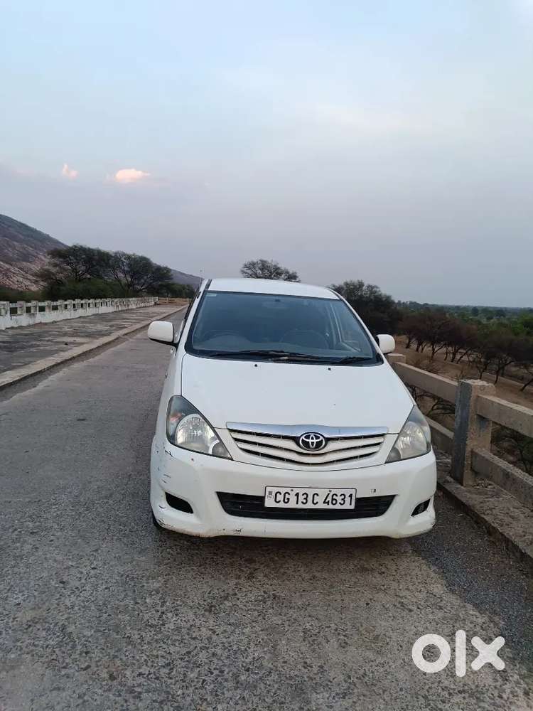 Toyota Innova 2011 Diesel Well Maintained