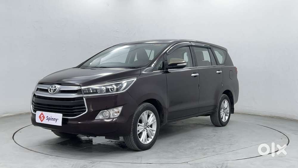 Toyota Innova Crysta 2.8 Zx At 7 Seater, 2016, Diesel