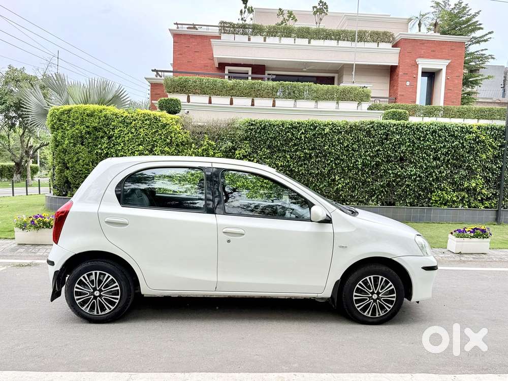 Toyota Etios Liva V Sp*, 2012, Petrol
