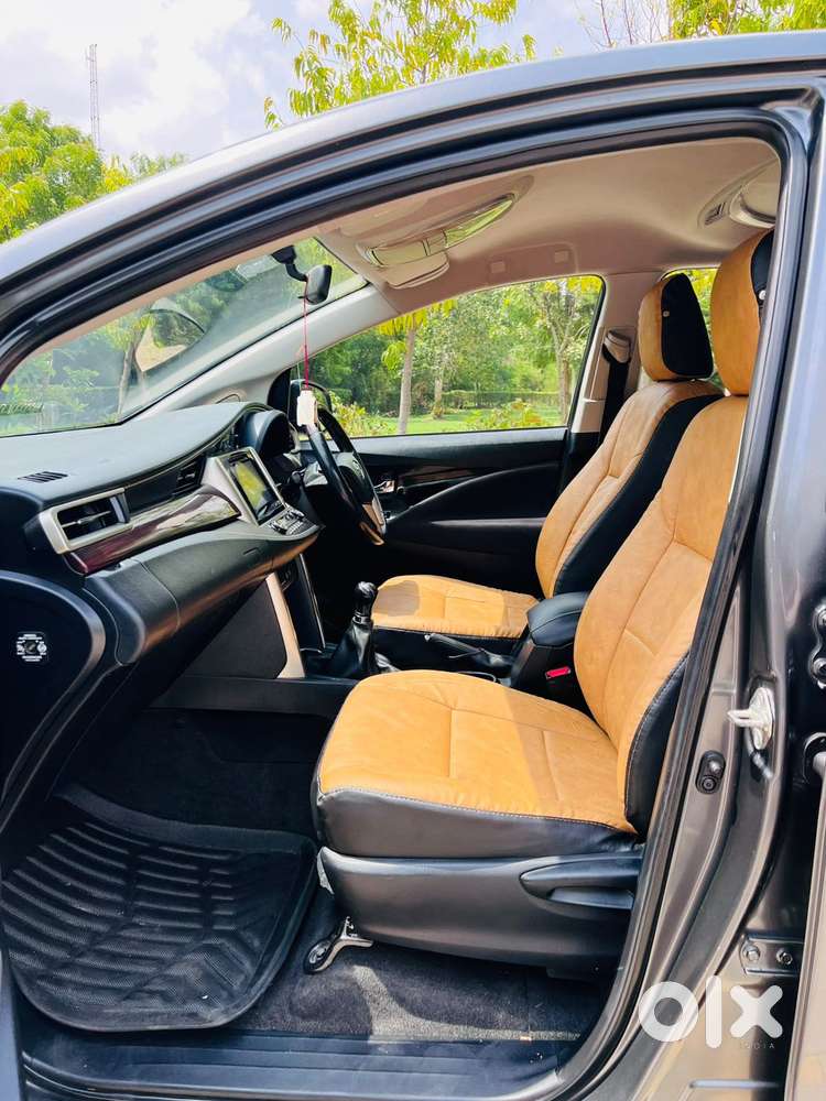 Toyota Innova 2.5 Vx 8 Str, 2019, Diesel