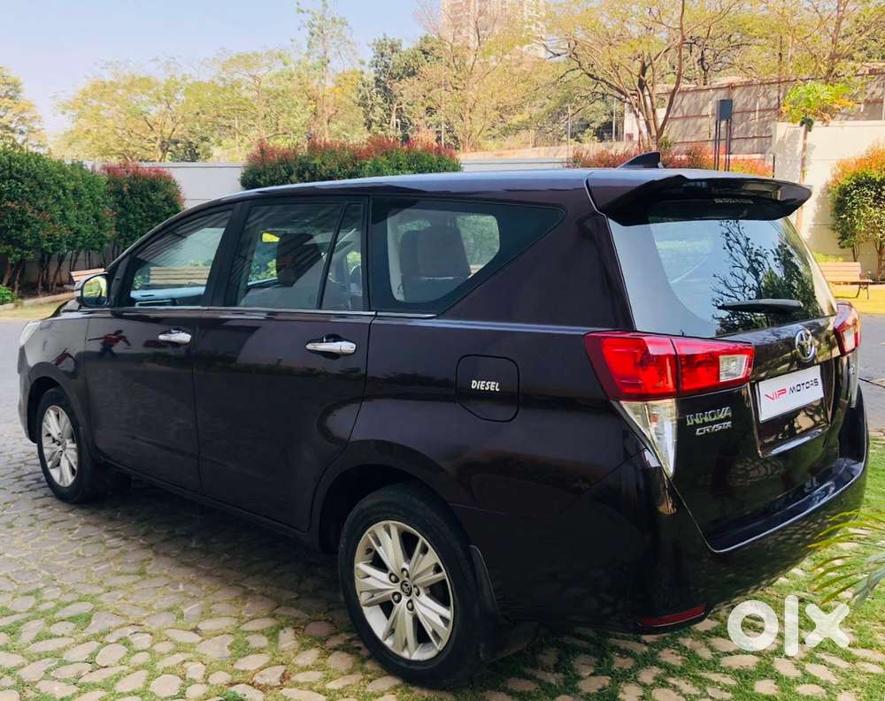 Toyota Innova Crysta