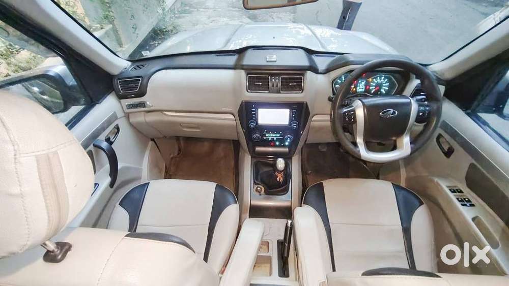 Mahindra Scorpio S10, 2015, Diesel
