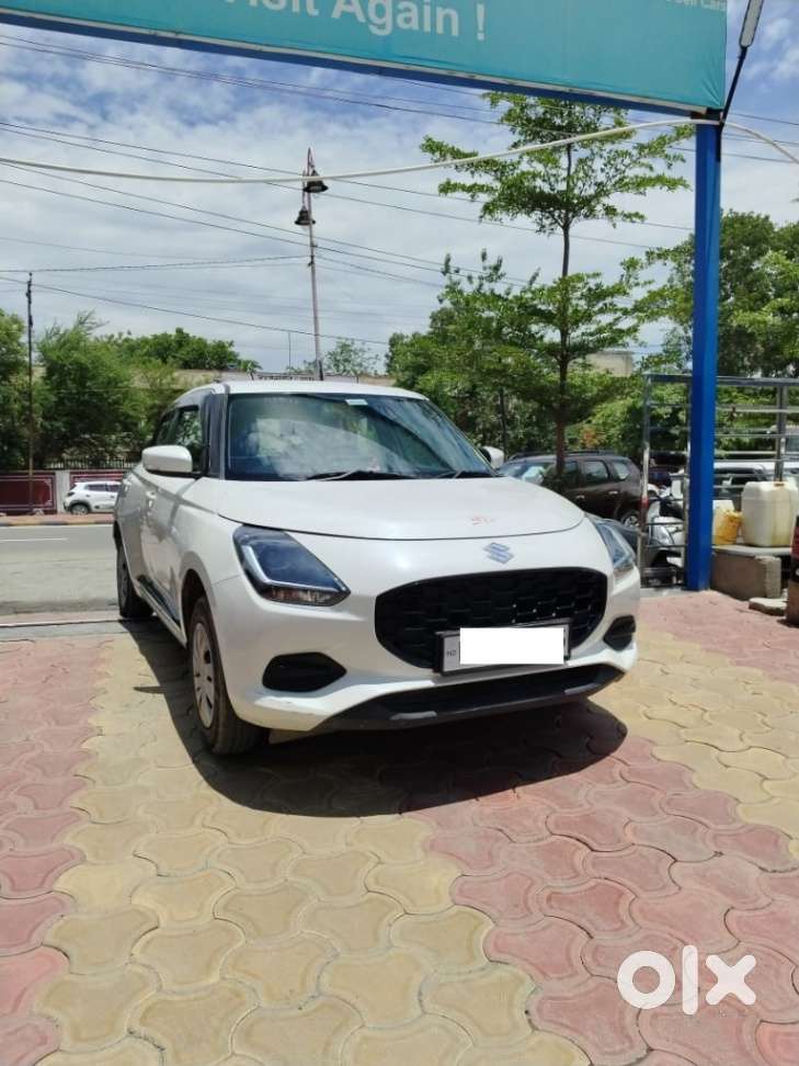Maruti Suzuki Swift 1.2 Vxi (o), 2025, Petrol