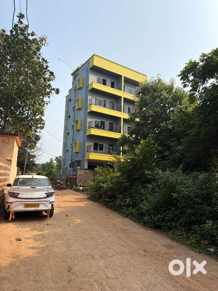 Bachelor House for sell