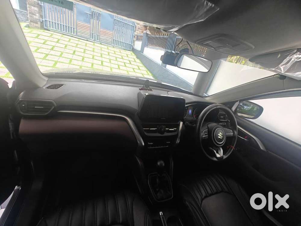 Maruti Suzuki Grand Vitara 2023 Petrol Well Maintained