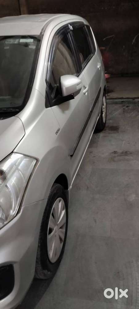 Maruti Suzuki Ertiga Shvs Vdi Limited Edition, 2016, Diesel