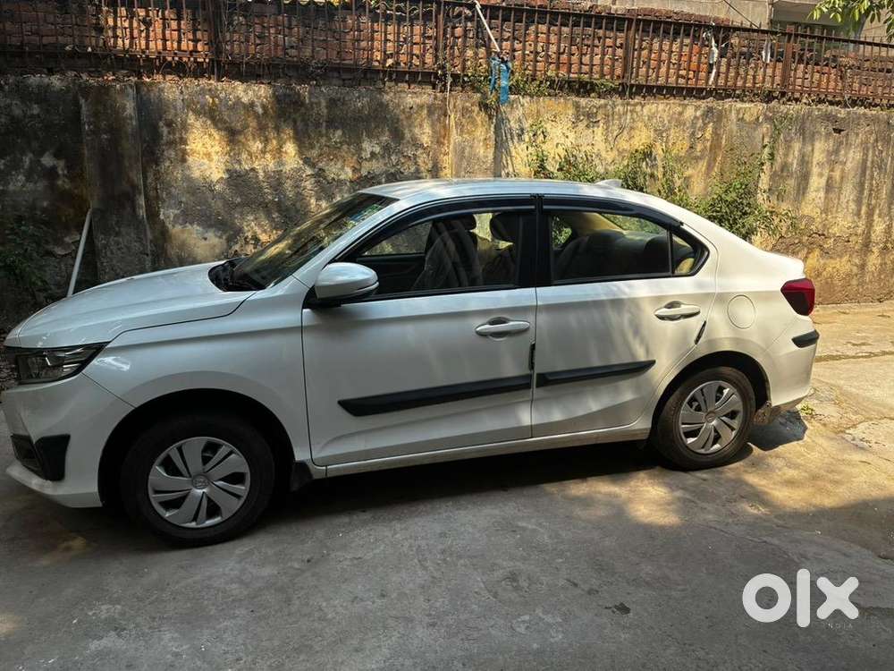 Honda Amaze 2024 Cng & Hybrids 11000 Km Driven