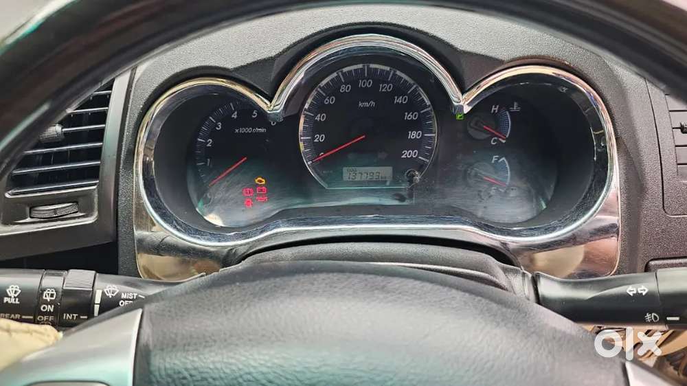 Toyota Fortuner Diesel 2015 4x2 Mt Luxurious Condition