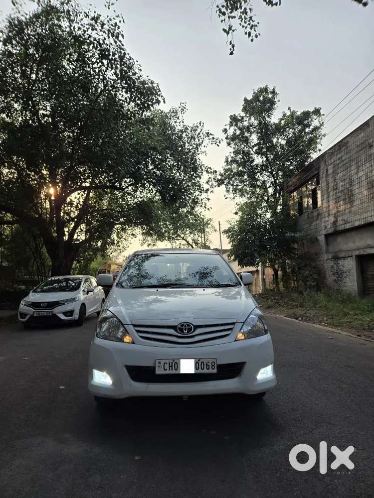 Toyota Innova 2011 Diesel Well Maintained Vip Number 0068
