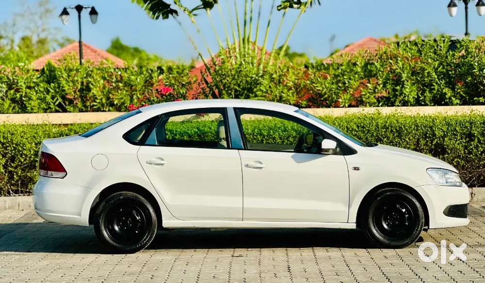 Volkswagen Vento 2011 Diesel 90000 Km Driven, Genuine