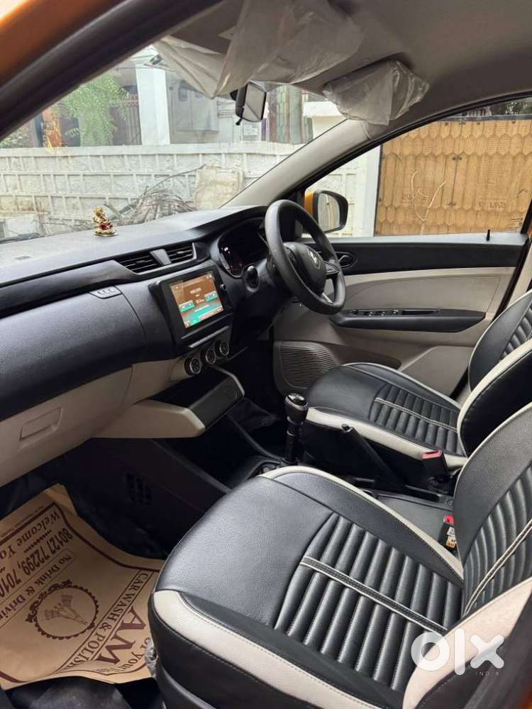 Renault Triber Rxt, 2021, Petrol