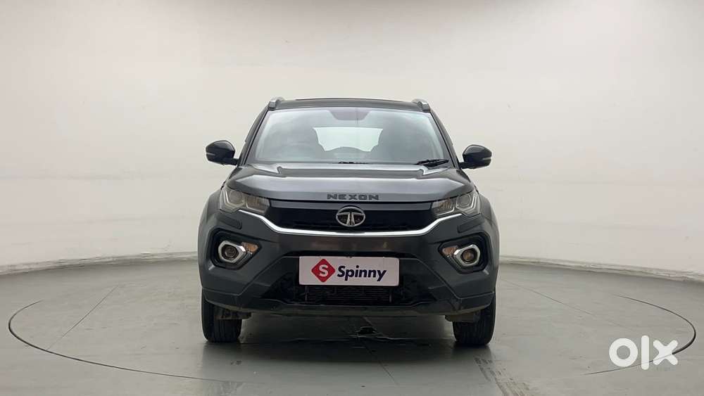 Tata Nexon 1.2 Revotron Xma Amt (s), 2023, Petrol