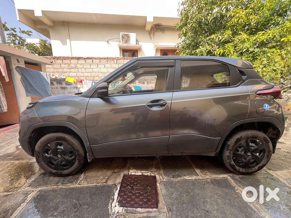 Tata Punch Petrol Manual 2024 Model