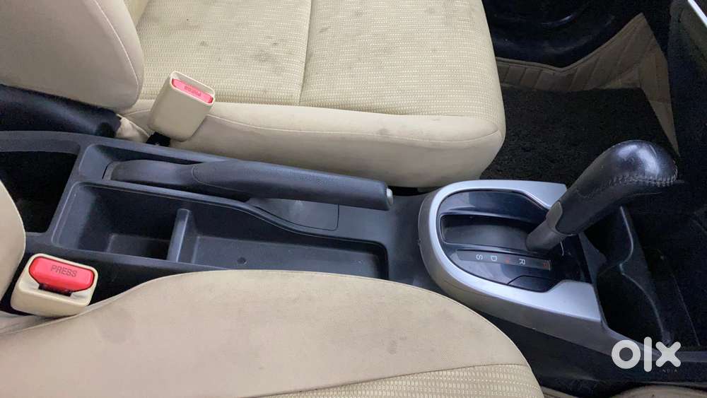 Honda Jazz 1.2 V At I Vtec, 2017, Petrol