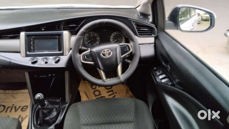 Toyota Innova Crysta 2.4 G Mt 8s, 2016, Diesel