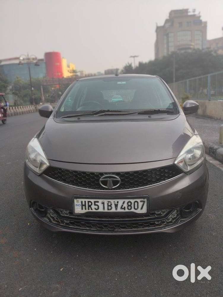 Tata Tiago 1.2 Revotron Xt (o), 2019, Petrol