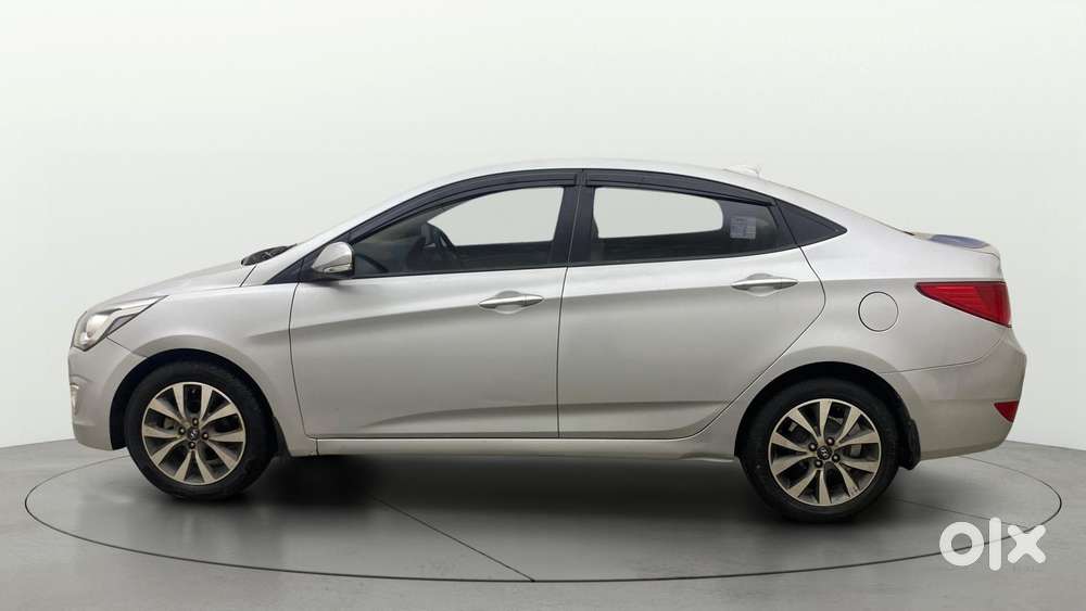 Hyundai Verna 1.6 Vtvt Sx, 2016, Petrol