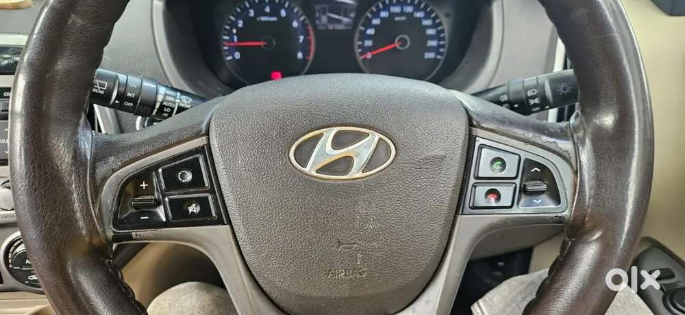Hyundai Aura 2013