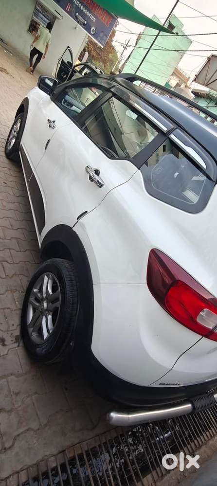 Renault Triber Petrol 17000 Km Driven Very Good Condison