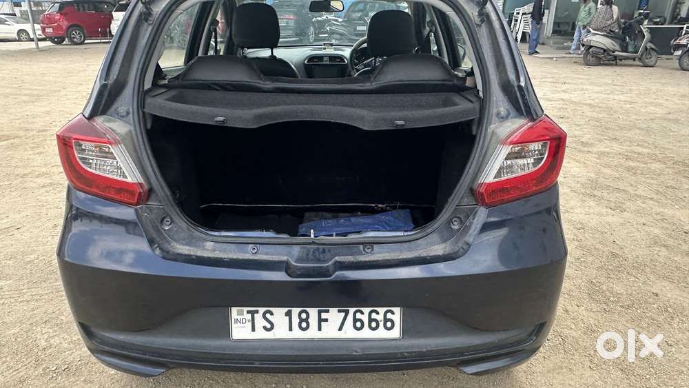 Tata Tiago Xza Plus, 2021, Petrol