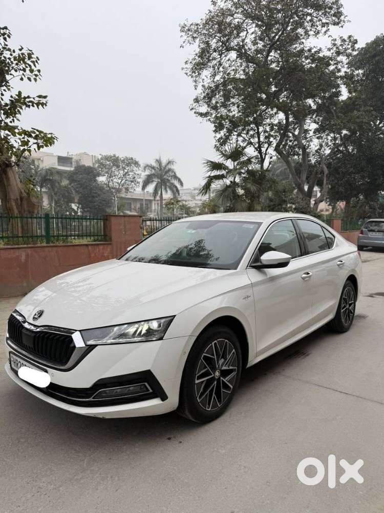 Skoda Octavia 2.0 L K Tsi At, 2022, Petrol