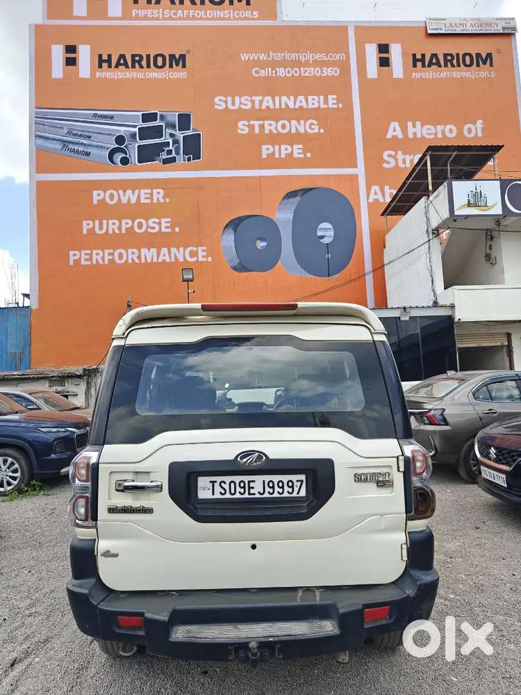 Mahindra Scorpio S4+ 2.2 Diesel 7 Seater  2015 Model