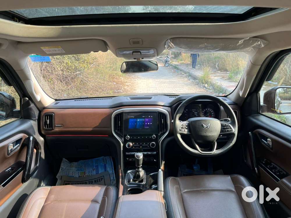 Mahindra Scorpio N Z8 Petrol Mt 7 Str, 2025, Petrol