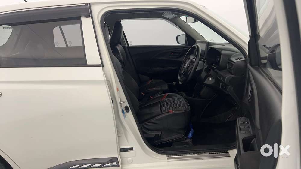 Maruti Suzuki Swift 1.3 Lxi, 2025, Petrol
