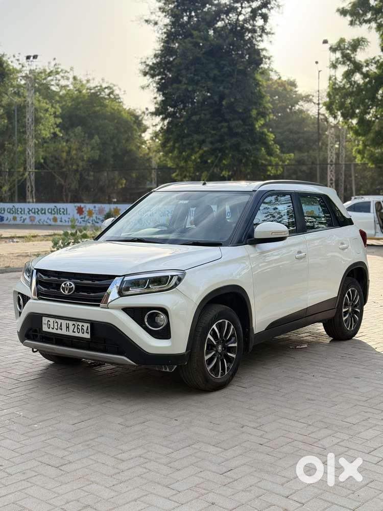 Toyota Urban Cruiser Cruiser Premium, 2022, Petrol