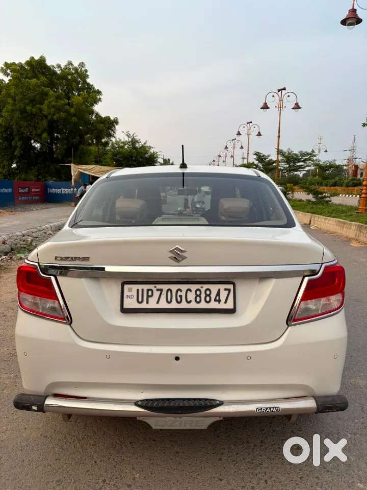Maruti Suzuki Dzire 1.2 Vxi, 2022, Petrol