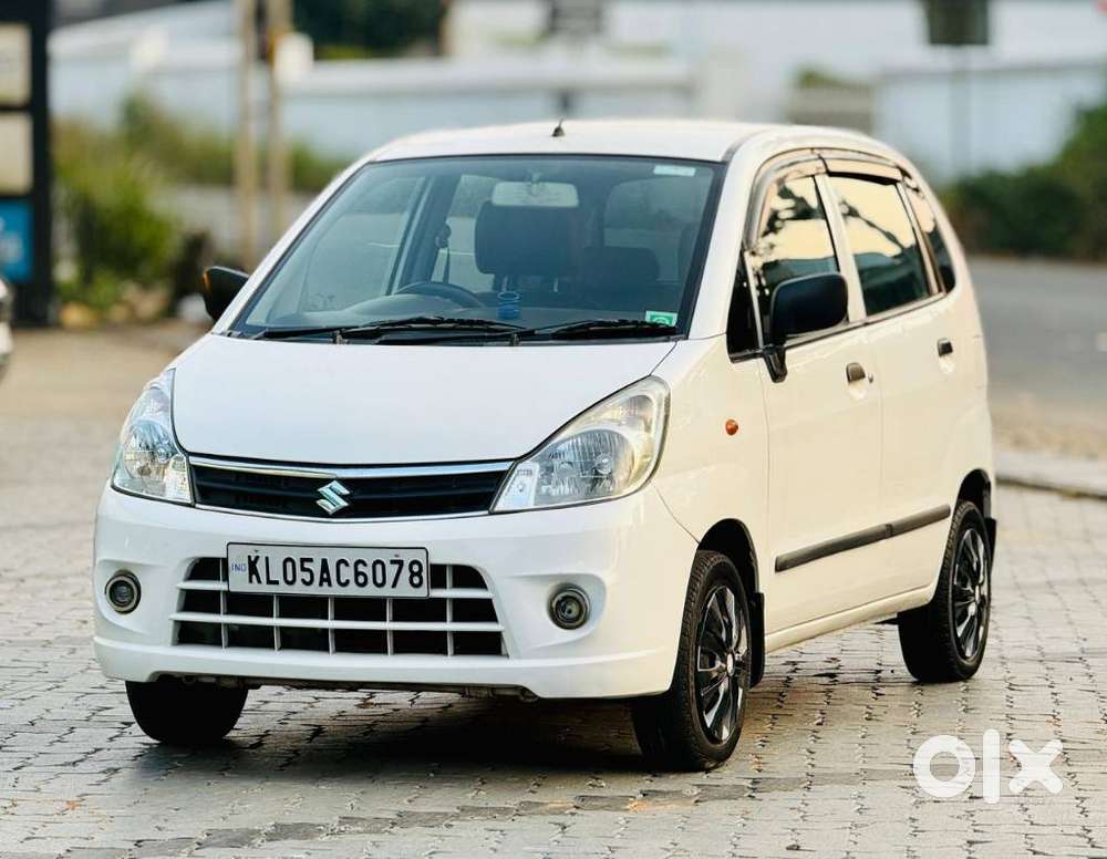Maruti Suzuki Zen Estilo Lxi Bs Iv, 2011, Petrol