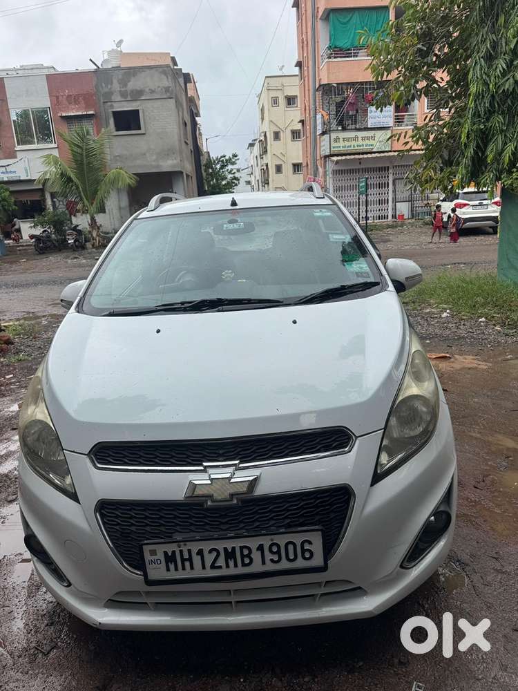 Chevrolet Beat Petrol 2015