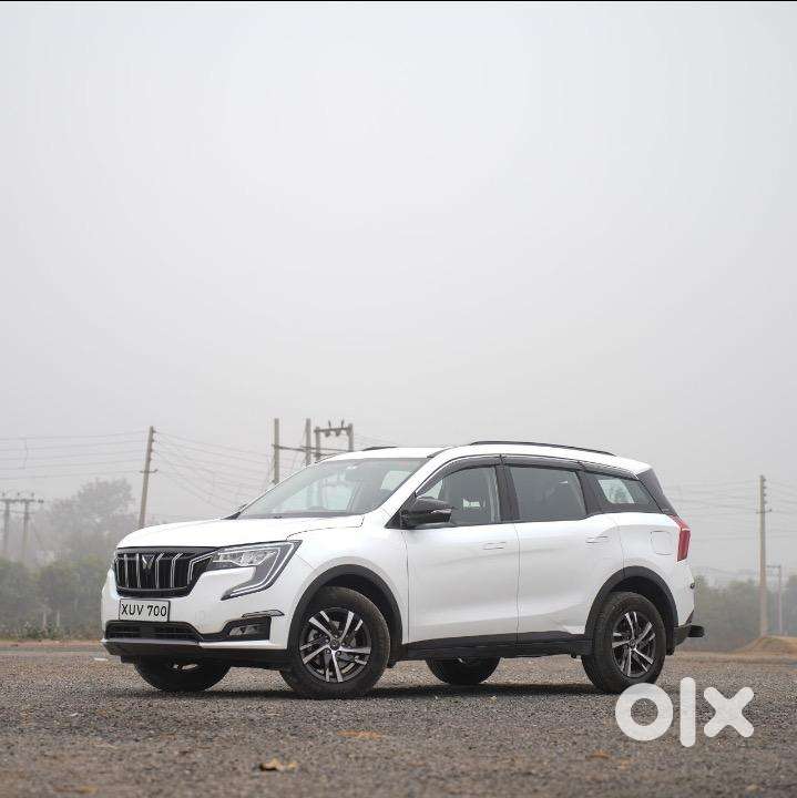 Mahindra Xuv700 Petrol 21000 Km Driven